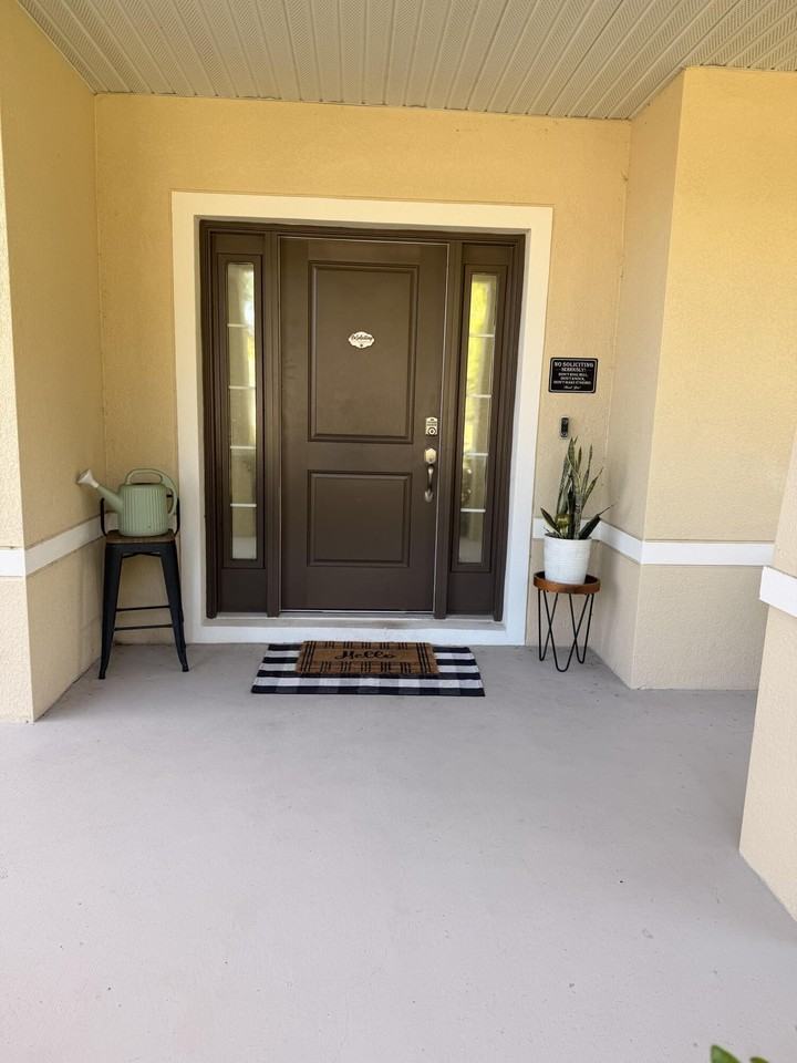 590 Se Faith Ter - Photo 3 of 8