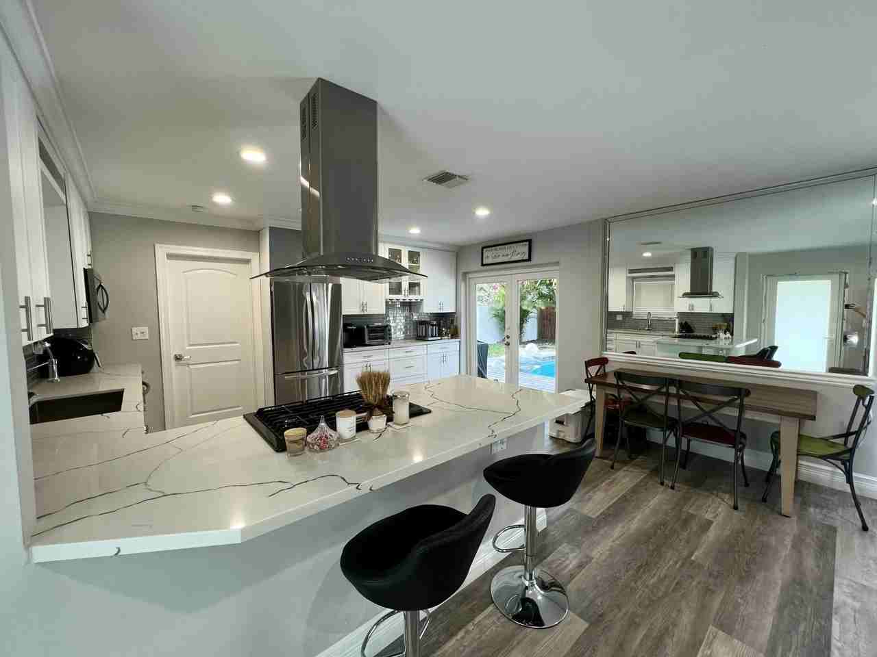 3251 Sw 23rd Ct - Photo 5 of 13