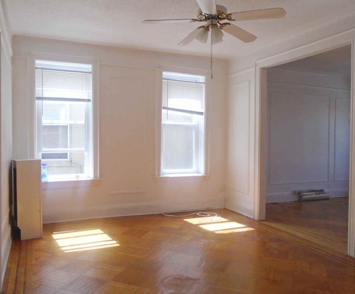 23rd Ave & 24th St, Astoria, NY 11105, US, New York, NY 11105 3