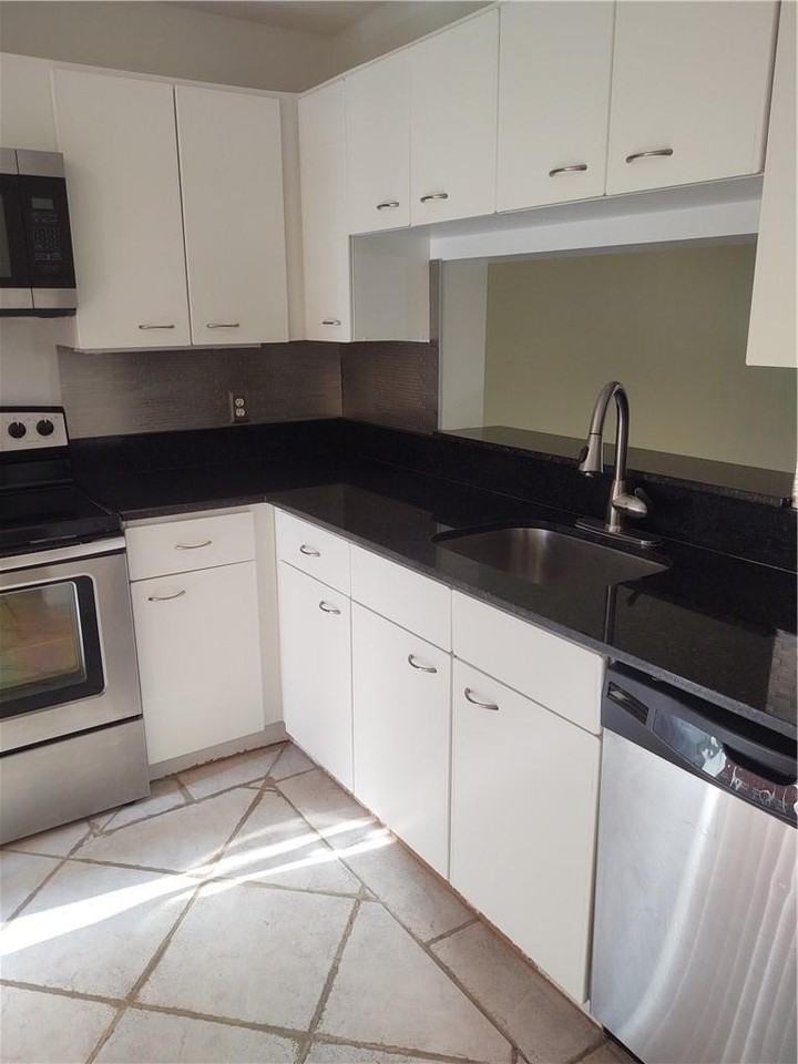 5200 E Club Cir #205 - Photo 3 of 13