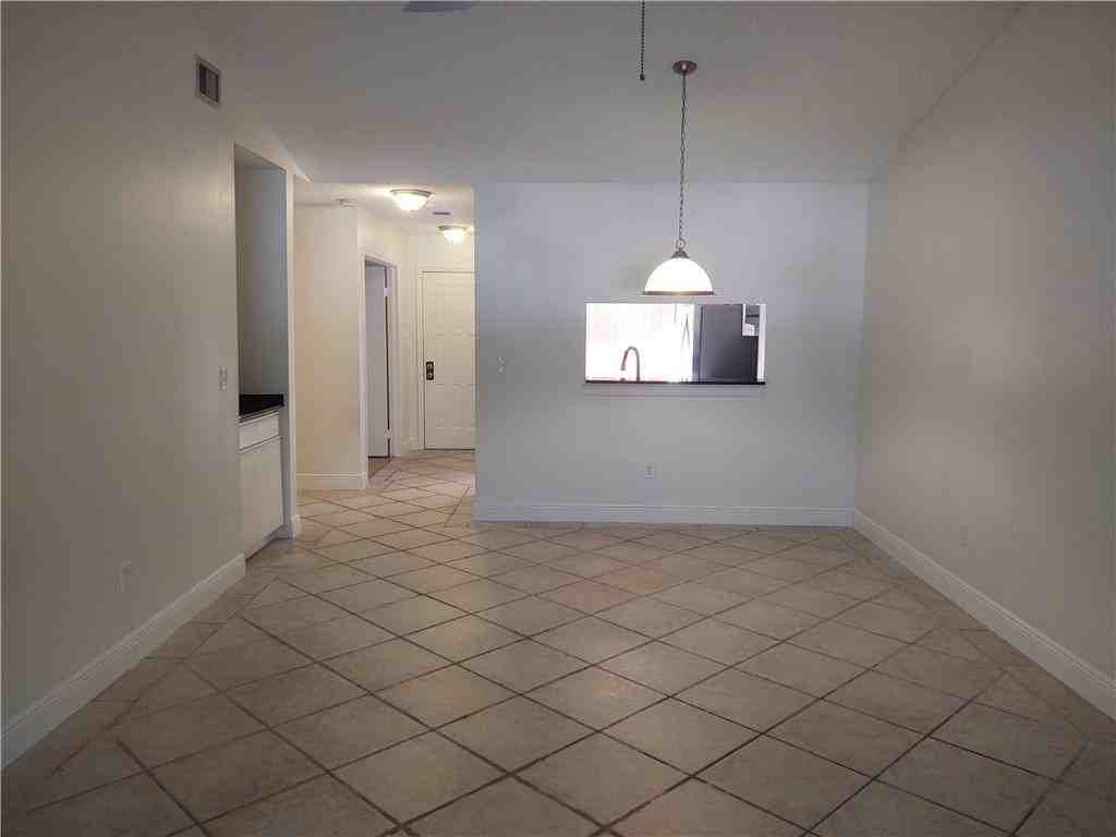 5200 E Club Cir #205 - Photo 5 of 13