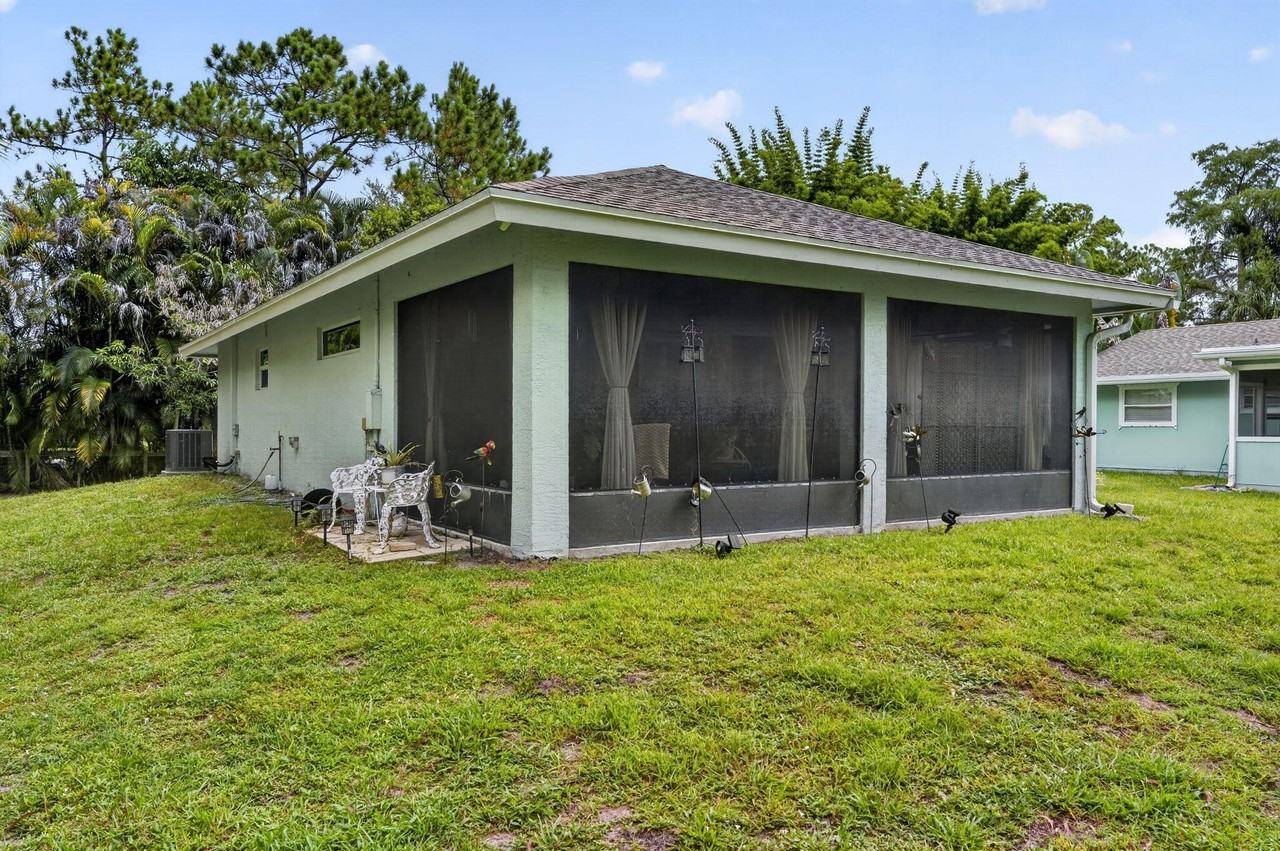 16143 127th Dr N - Photo 4 of 24