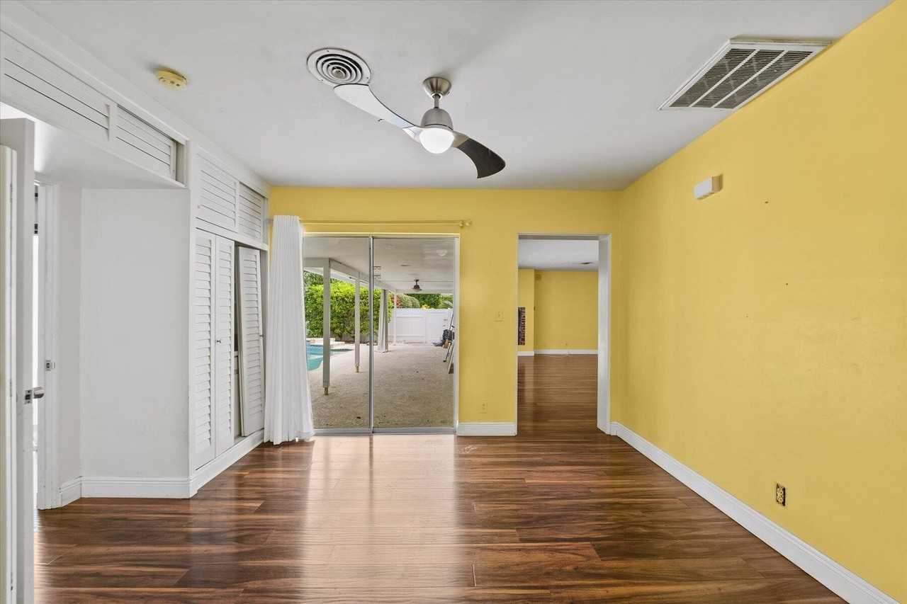 167 Beacon Ln - Photo 6 of 32