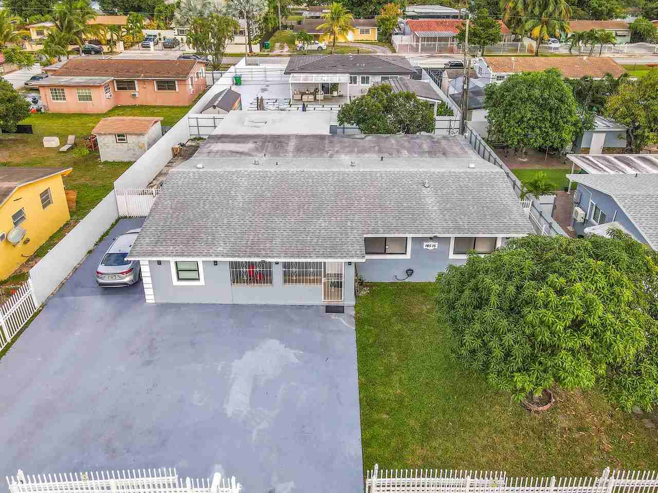 18515 Nw 42nd Pl #3 - Photo 2 of 10