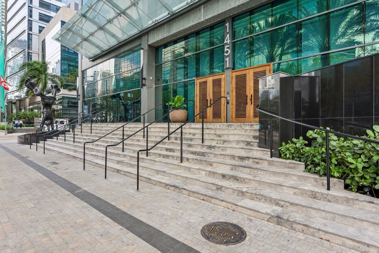 1451 Brickell Ave #1202