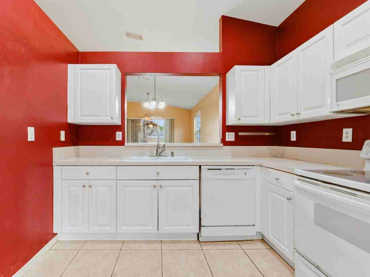 2920 E Aragon Blvd #3 - Photo 5 of 50