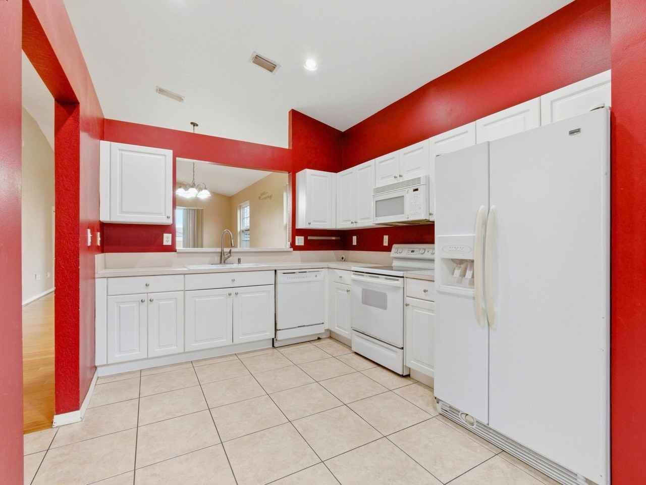 2920 E Aragon Blvd #3 - Photo 6 of 50