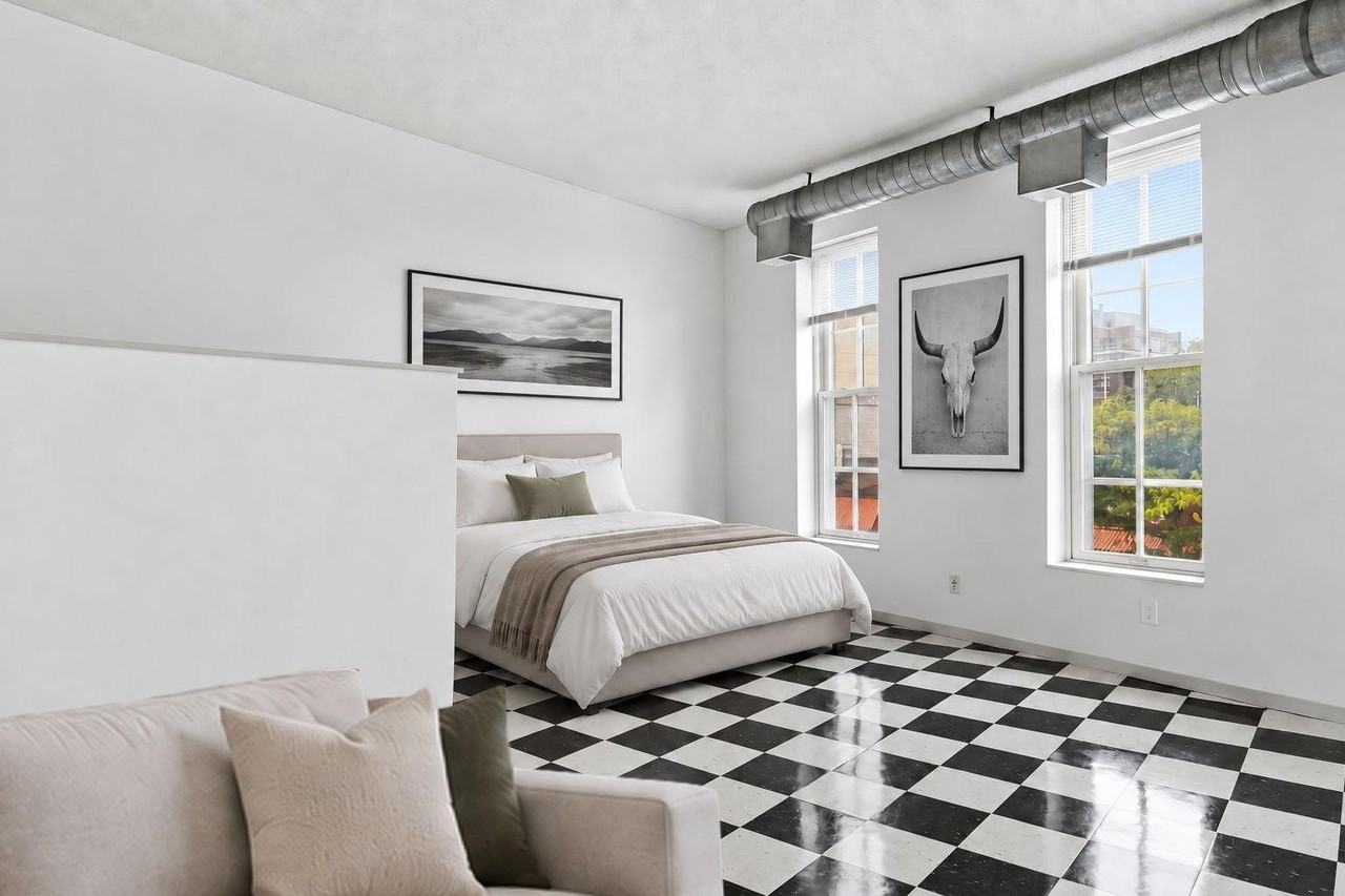 210 E Hennepin Ave #205 - Photo 3 of 24