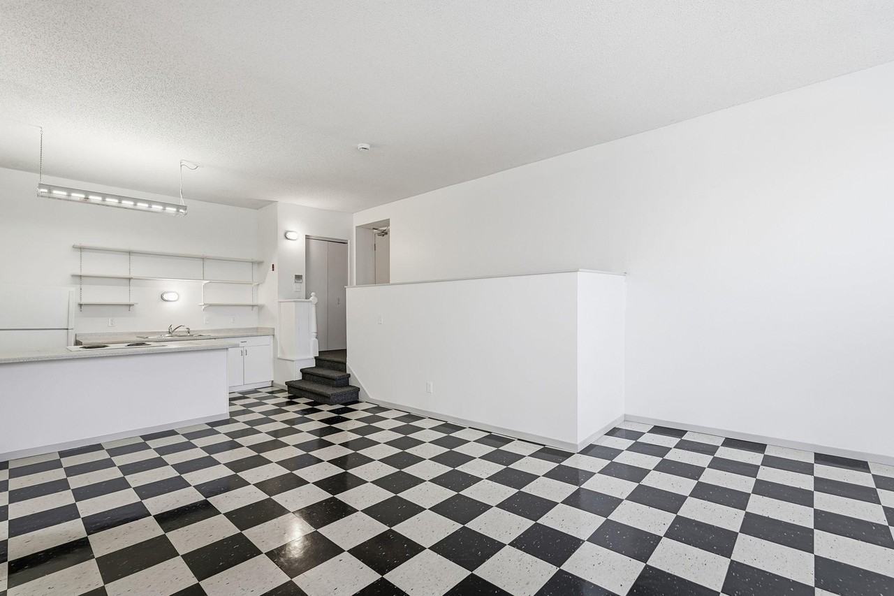 210 E Hennepin Ave #205 - Photo 5 of 24