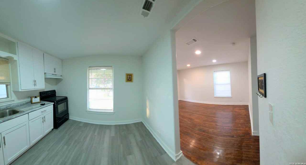 610 El Monte Blvd - Photo 5 of 18