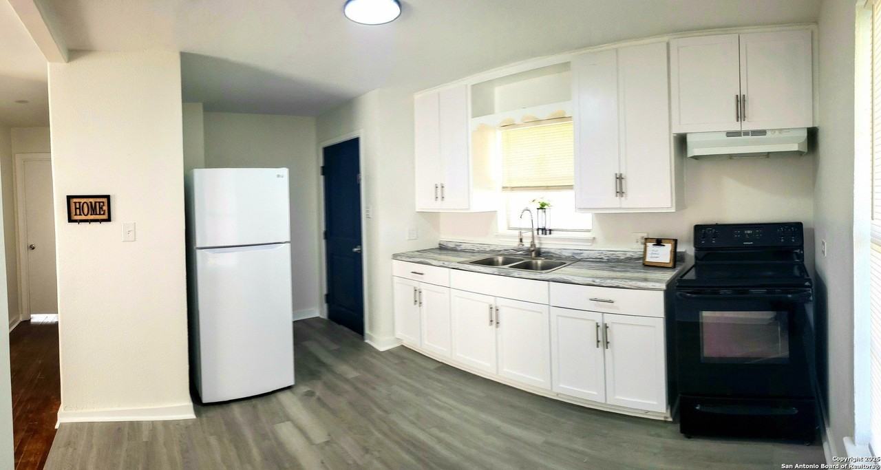 610 El Monte Blvd - Photo 6 of 18