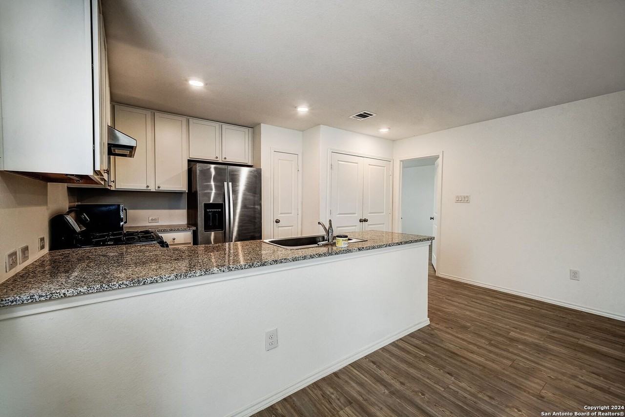 6670 Arid Way - Photo 7 of 27