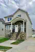featured image of 87 Bombay St #1FL