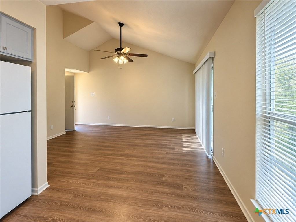903 S Magnolia Ave - Photo 6 of 16