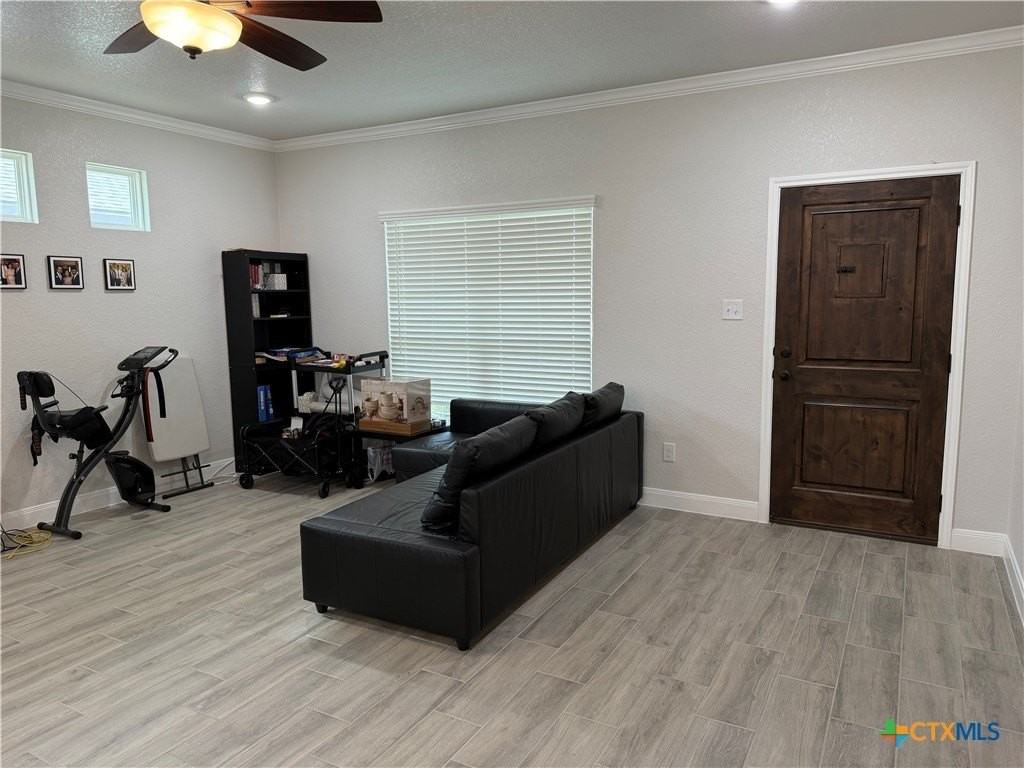 1619 Sideoats Ln - Photo 4 of 19