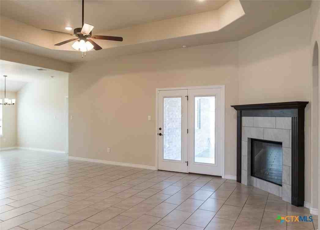 2509 Meadow Lark Dr - Photo 4 of 25