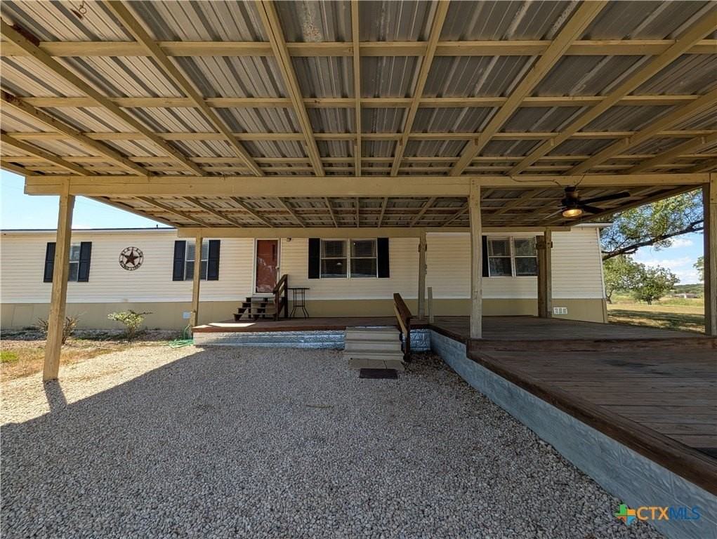 135 Water Hole Ln - Photo 5 of 36
