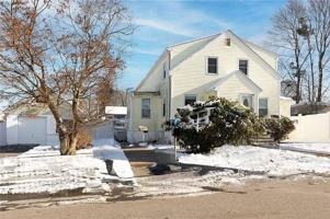 featured image of 52 Barrett Ave #2
