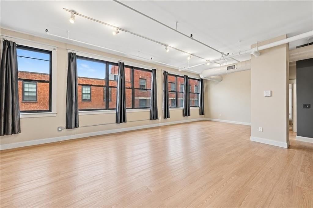 62 Orange St #3 - Photo 5 of 18