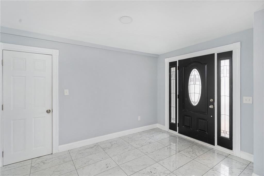 45 Hazelwood Ave - Photo 4 of 20