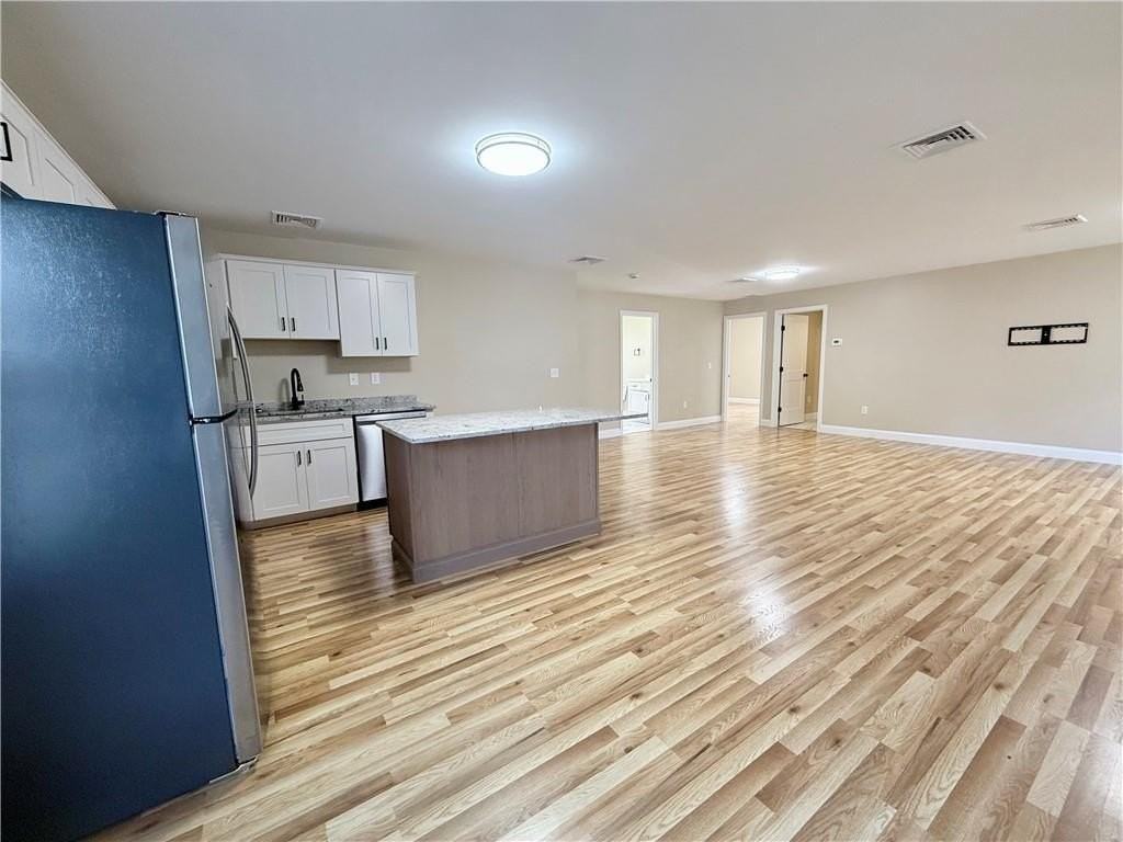 280 Morgan Ave - Photo 4 of 17