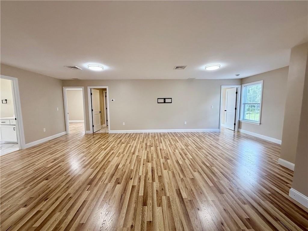 280 Morgan Ave - Photo 6 of 17