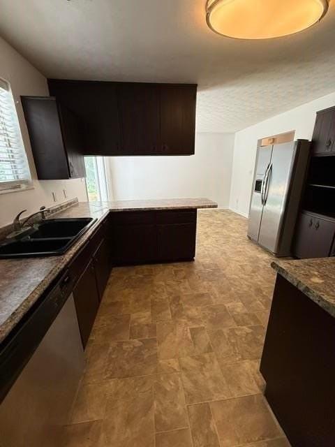 1601 Salmon Dr - Photo 7 of 19