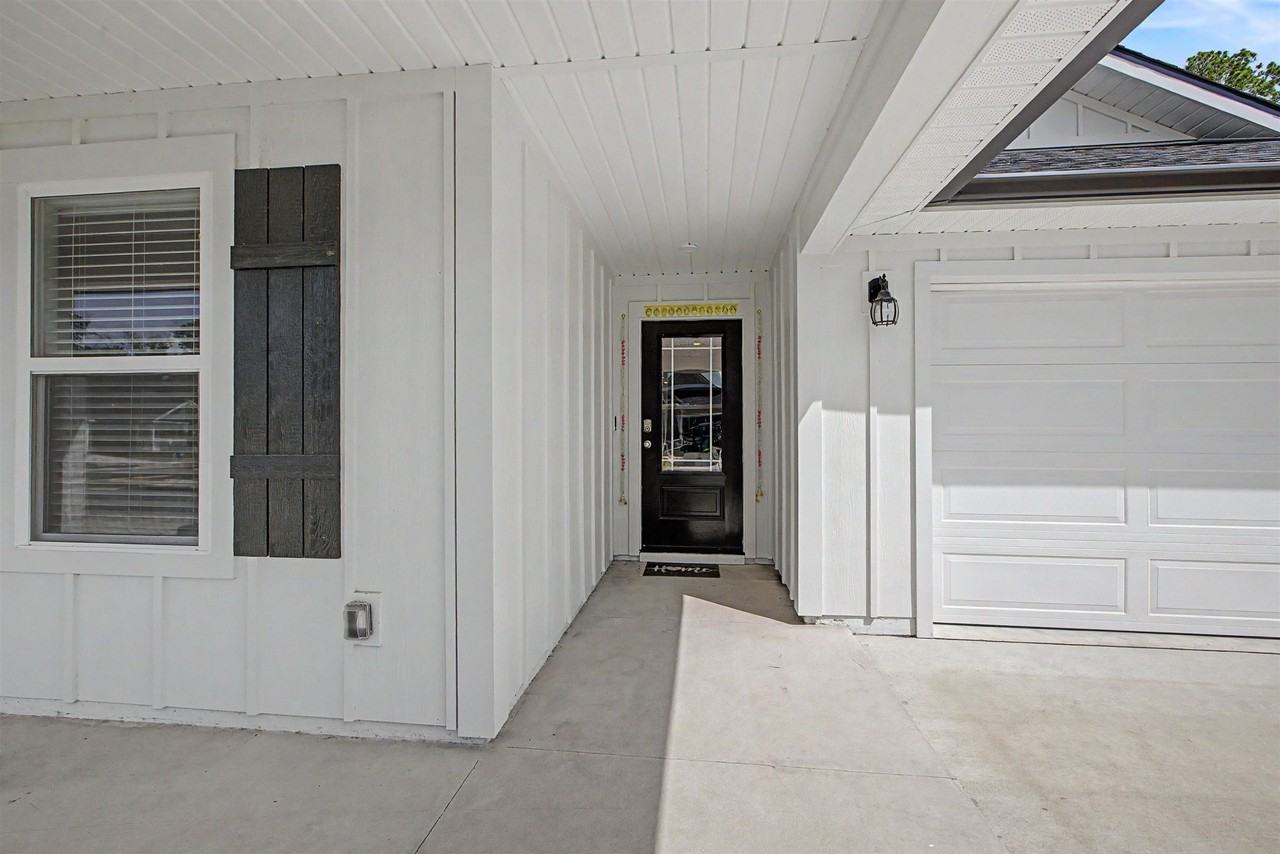 1954 Chickadee Way - Photo 5 of 46