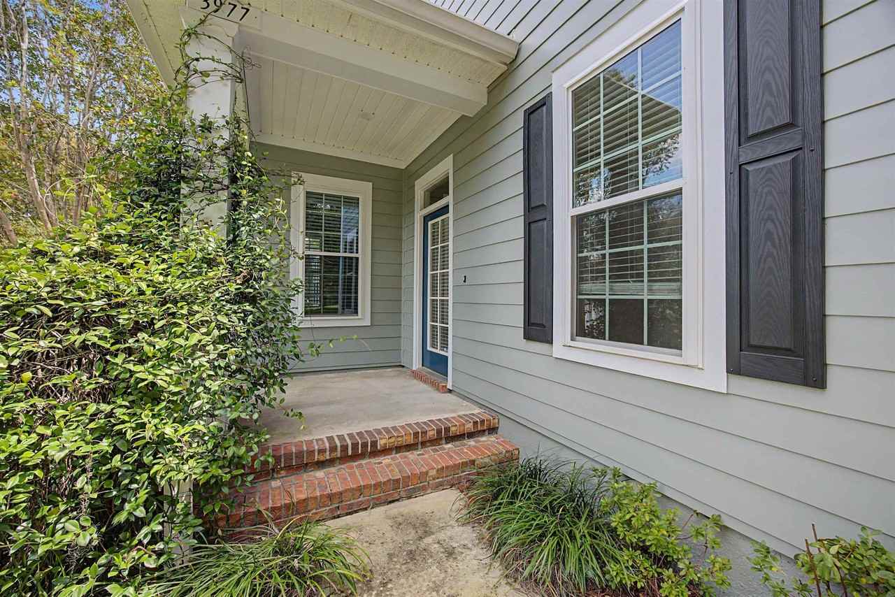 3977 Four Oaks Blvd - Photo 2 of 46