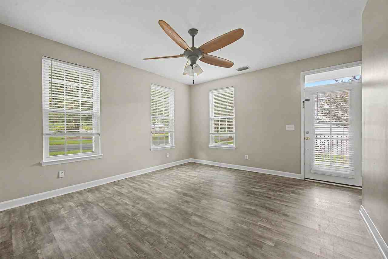 3977 Four Oaks Blvd - Photo 5 of 46