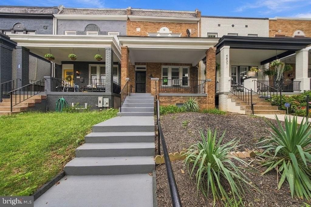 4839 Illinois Ave Nw - Photo 2 of 31