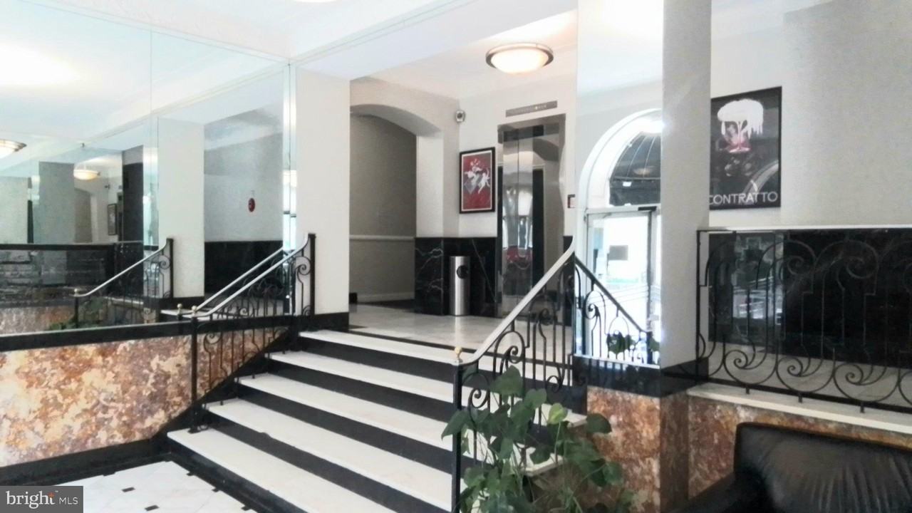 2515 K St Nw #603 - Photo 6 of 32