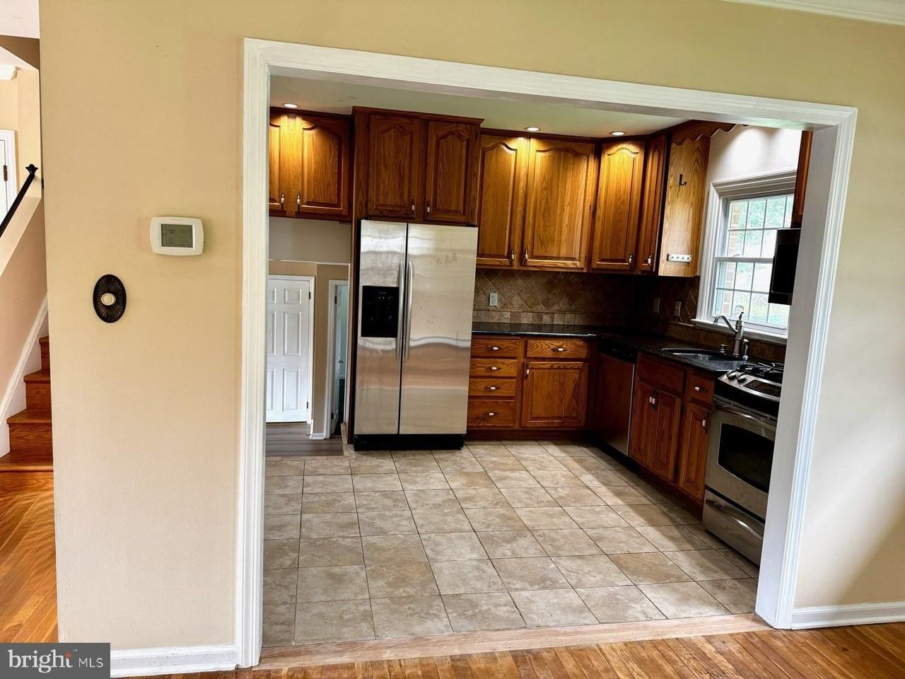 119 Forsythia Dr - Photo 4 of 10
