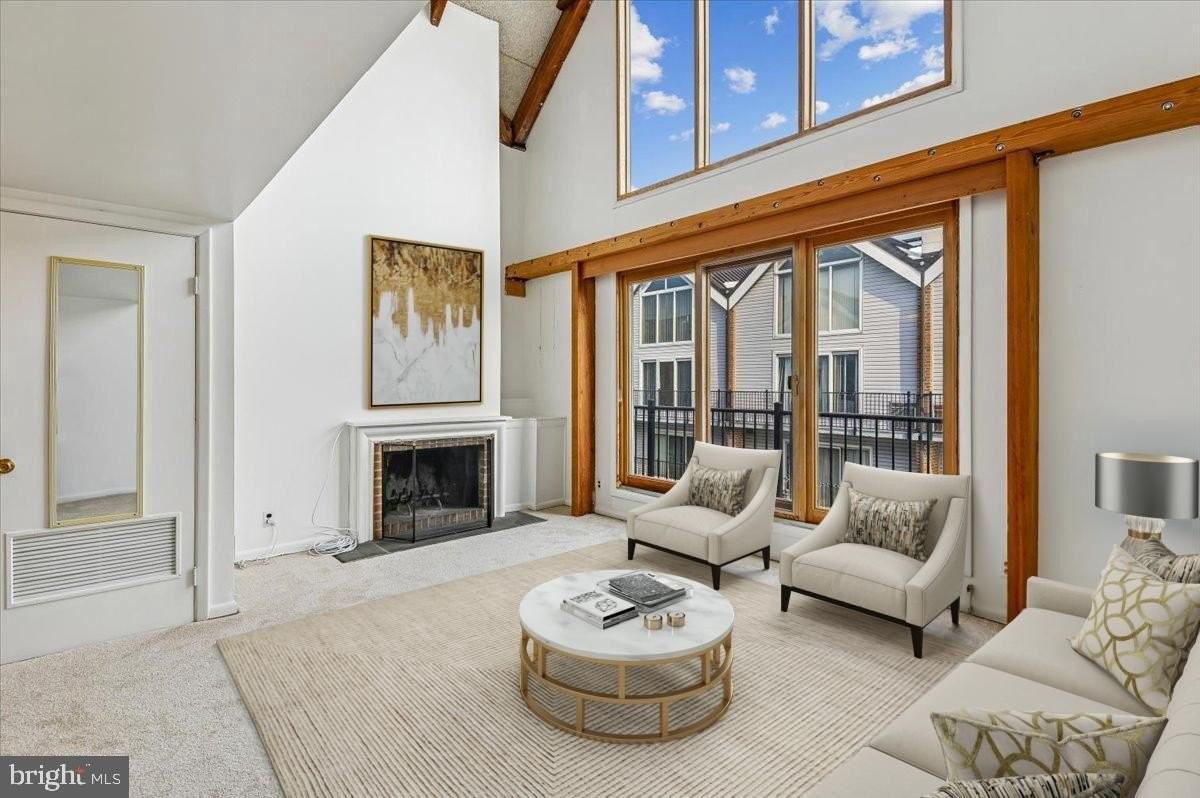 312 Severn Ave #W405 - Photo 7 of 50