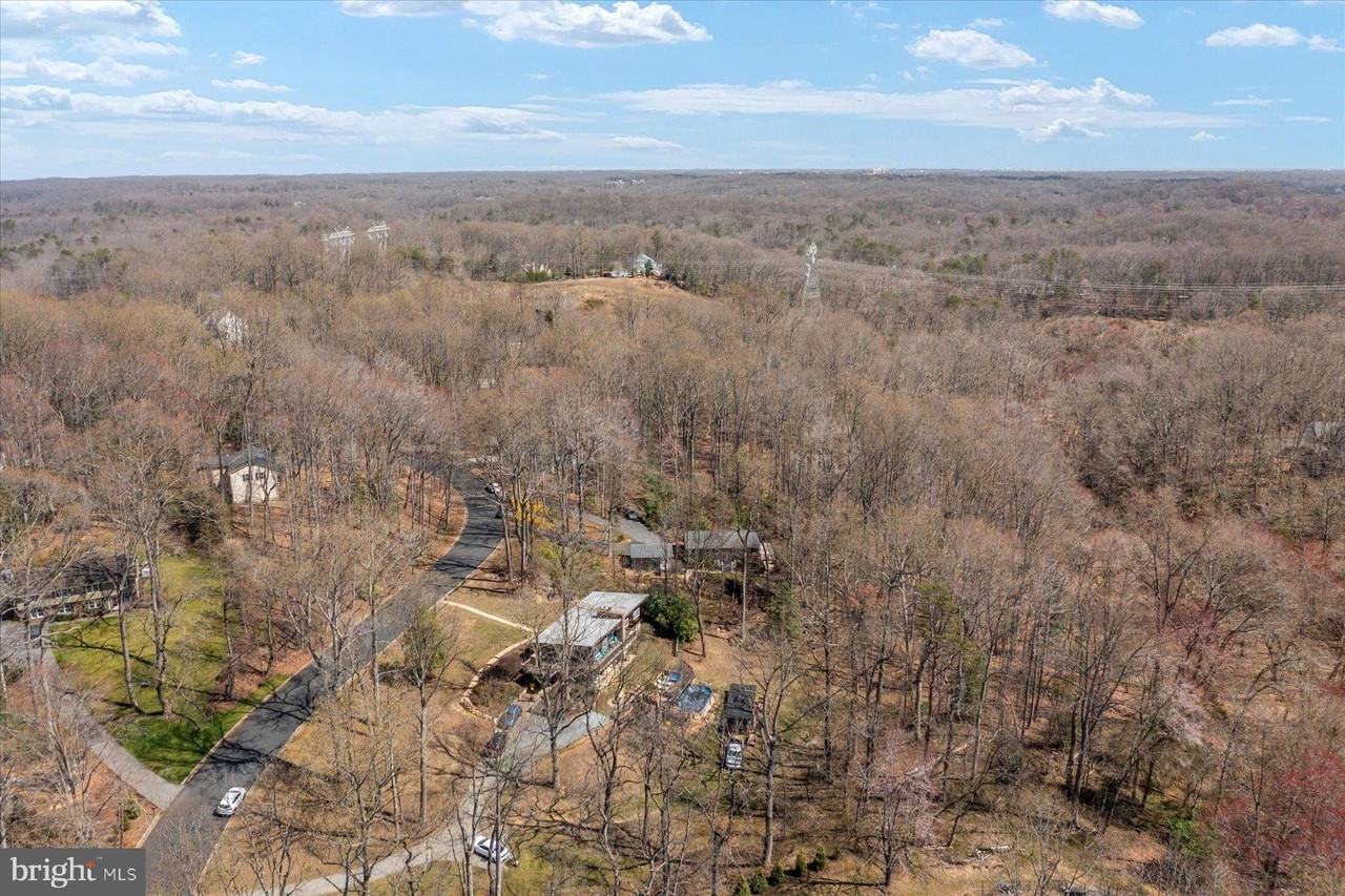 2891 Spring Lakes Dr - Photo 5 of 50