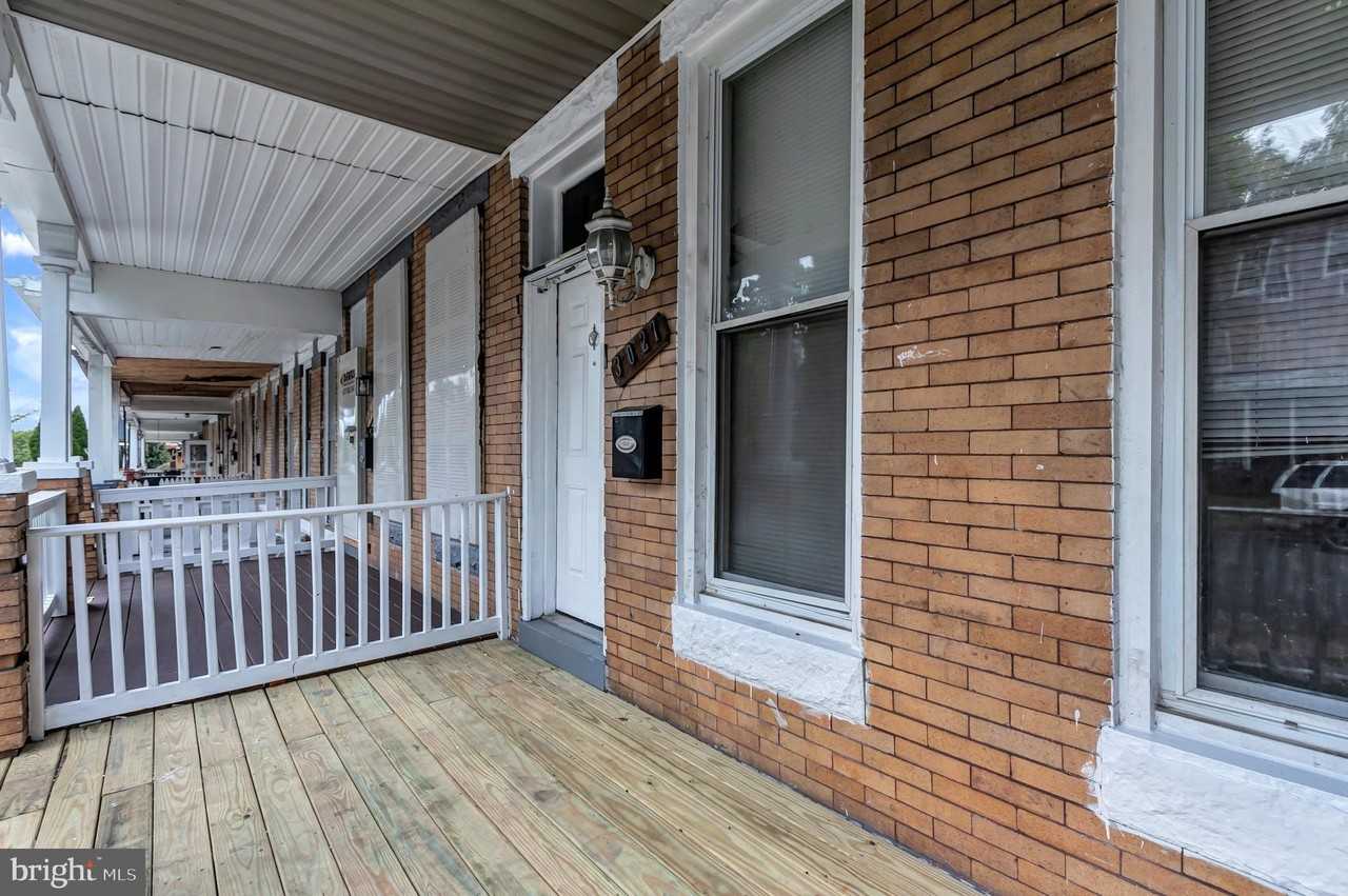 3027 Walbrook Ave - Photo 2 of 25