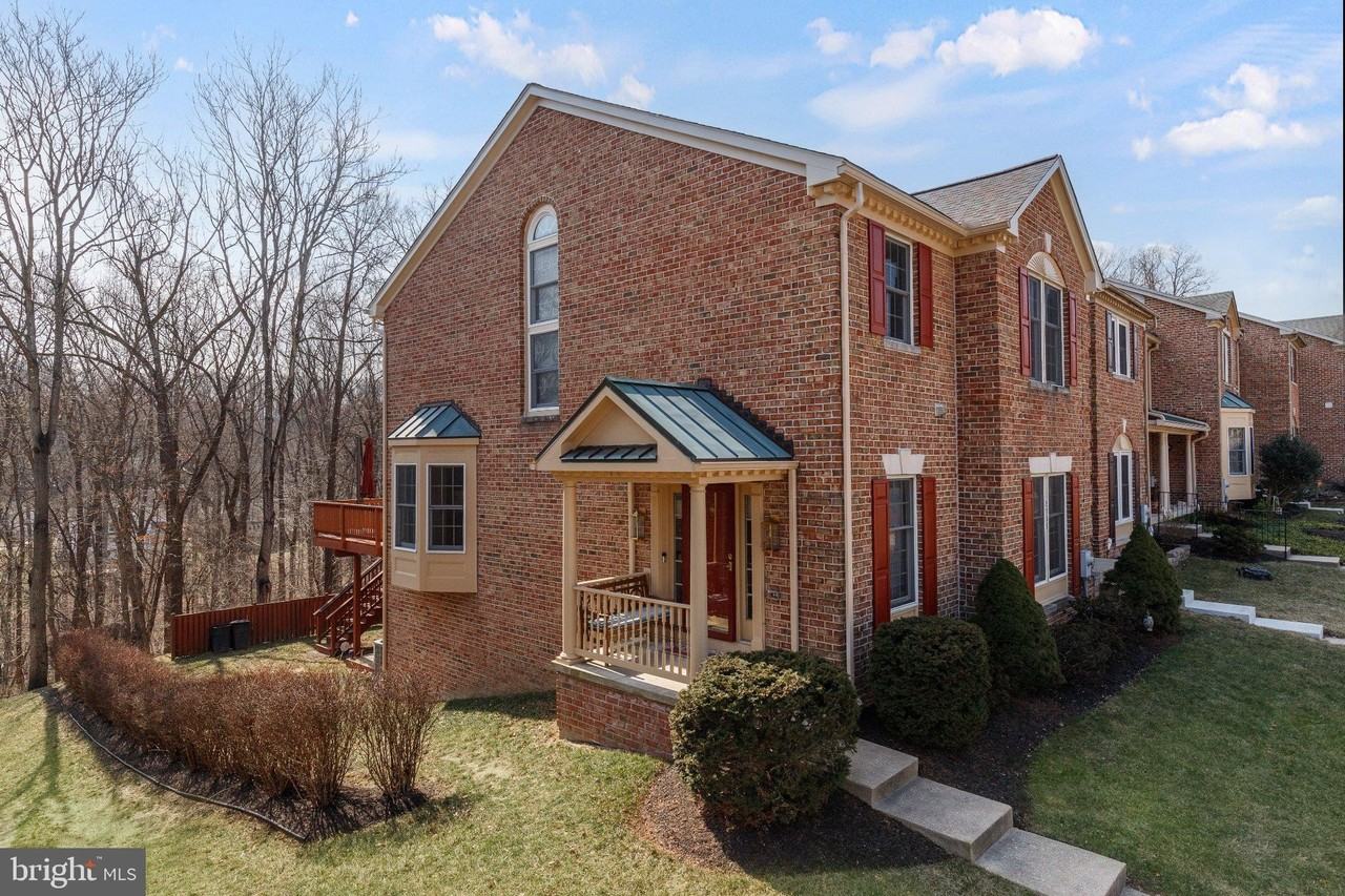 2733 Quarry Heights Way - Photo 2 of 50