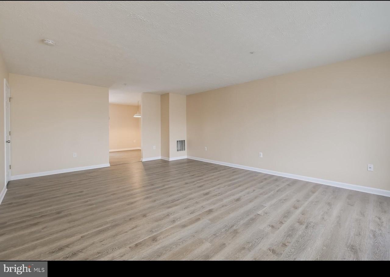 9058 Constant Crse - Photo 2 of 31