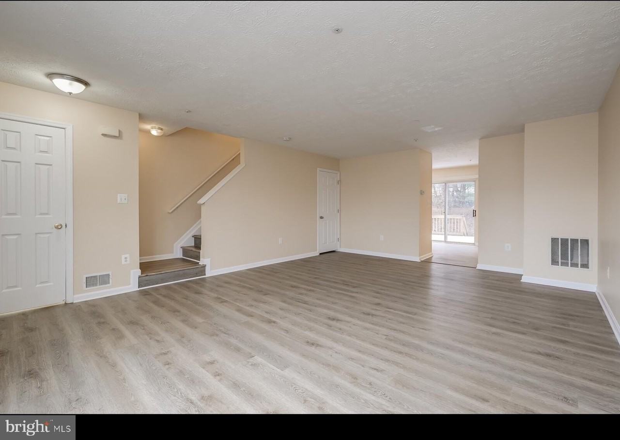 9058 Constant Crse - Photo 3 of 31