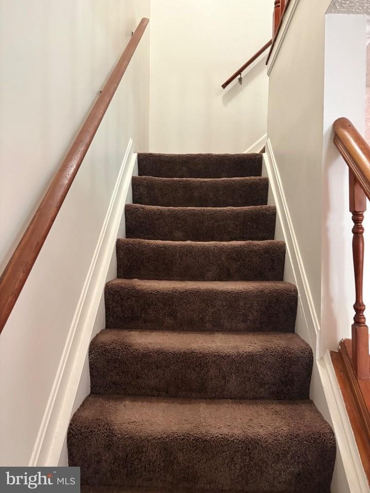 1631 Willowwood Ct - Photo 5 of 11