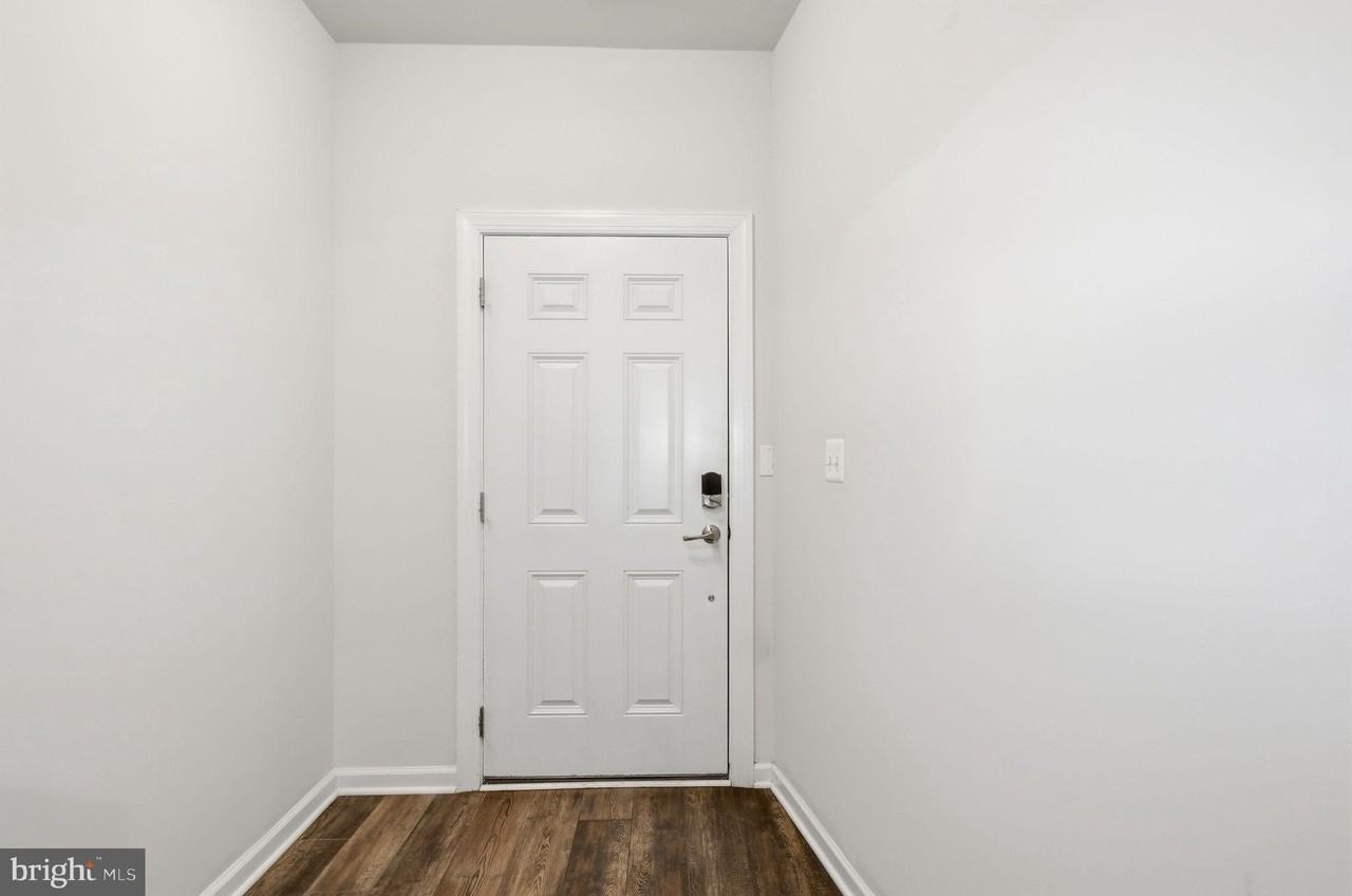 4757 Cherokee St - Photo 6 of 50