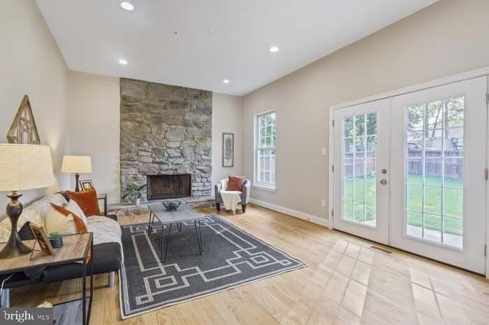 1401 Ora Lea Ln - Photo 5 of 30