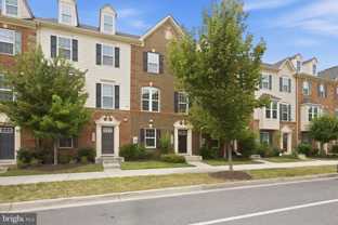 8206 Greenbelt Station Pkwy - Photo 1 of 1