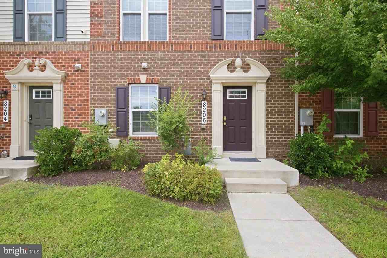 8206 Greenbelt Station Pkwy - Photo 4 of 50