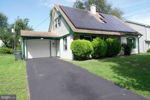 featured image of 39 Babcock Ln