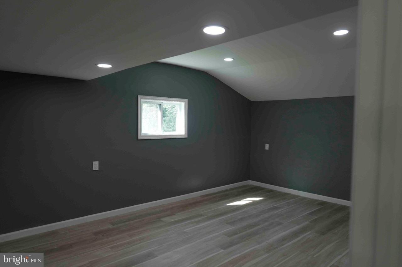 39 Babcock Ln - Photo 6 of 16