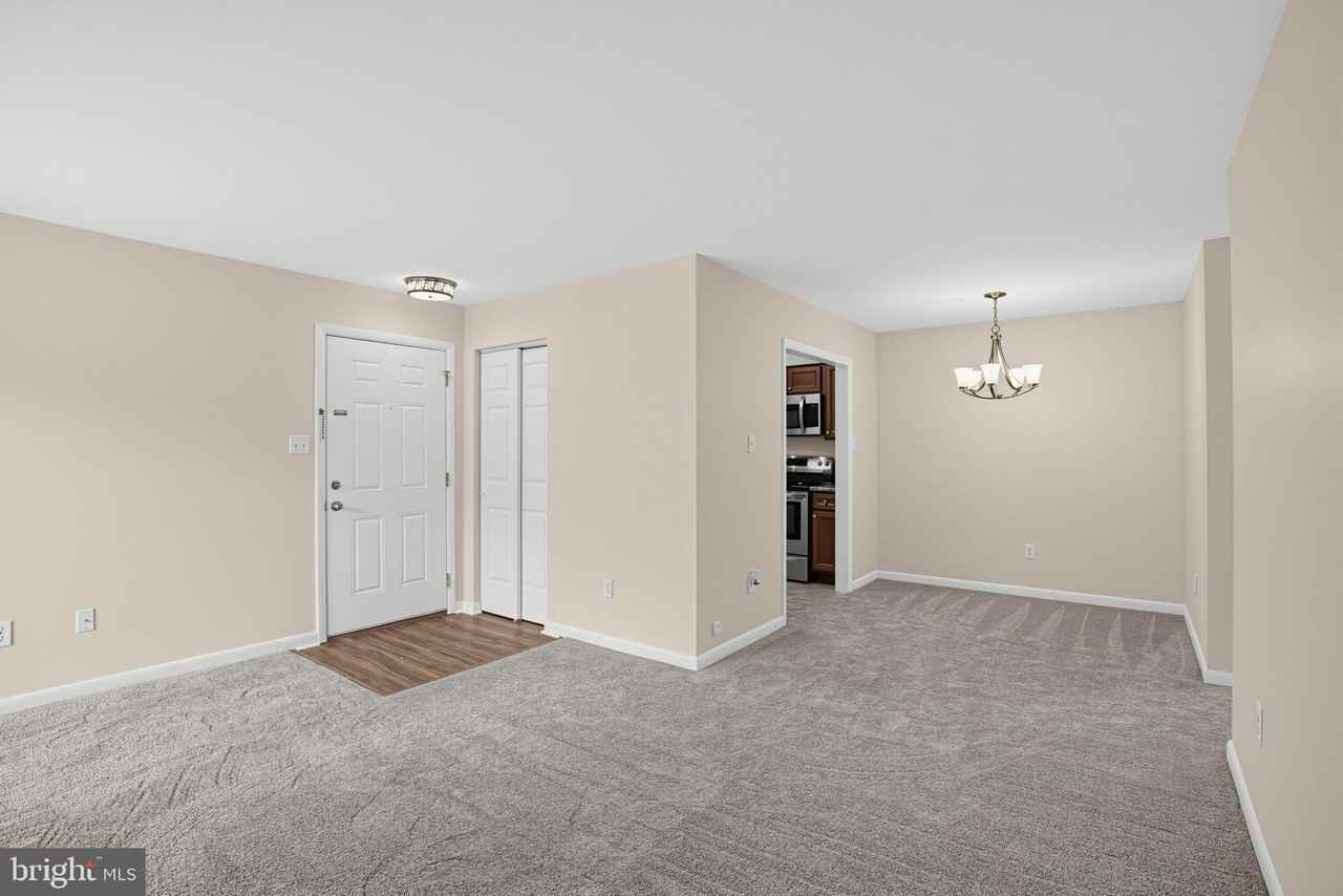 2034 Lucas Ln - Photo 5 of 15
