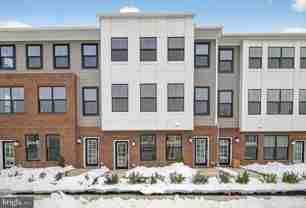 135 John Vanzandt Dr - Photo 1 of 1