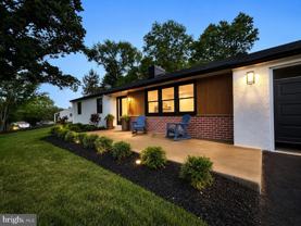 800 Falcon Ln - Photo 1 of 1