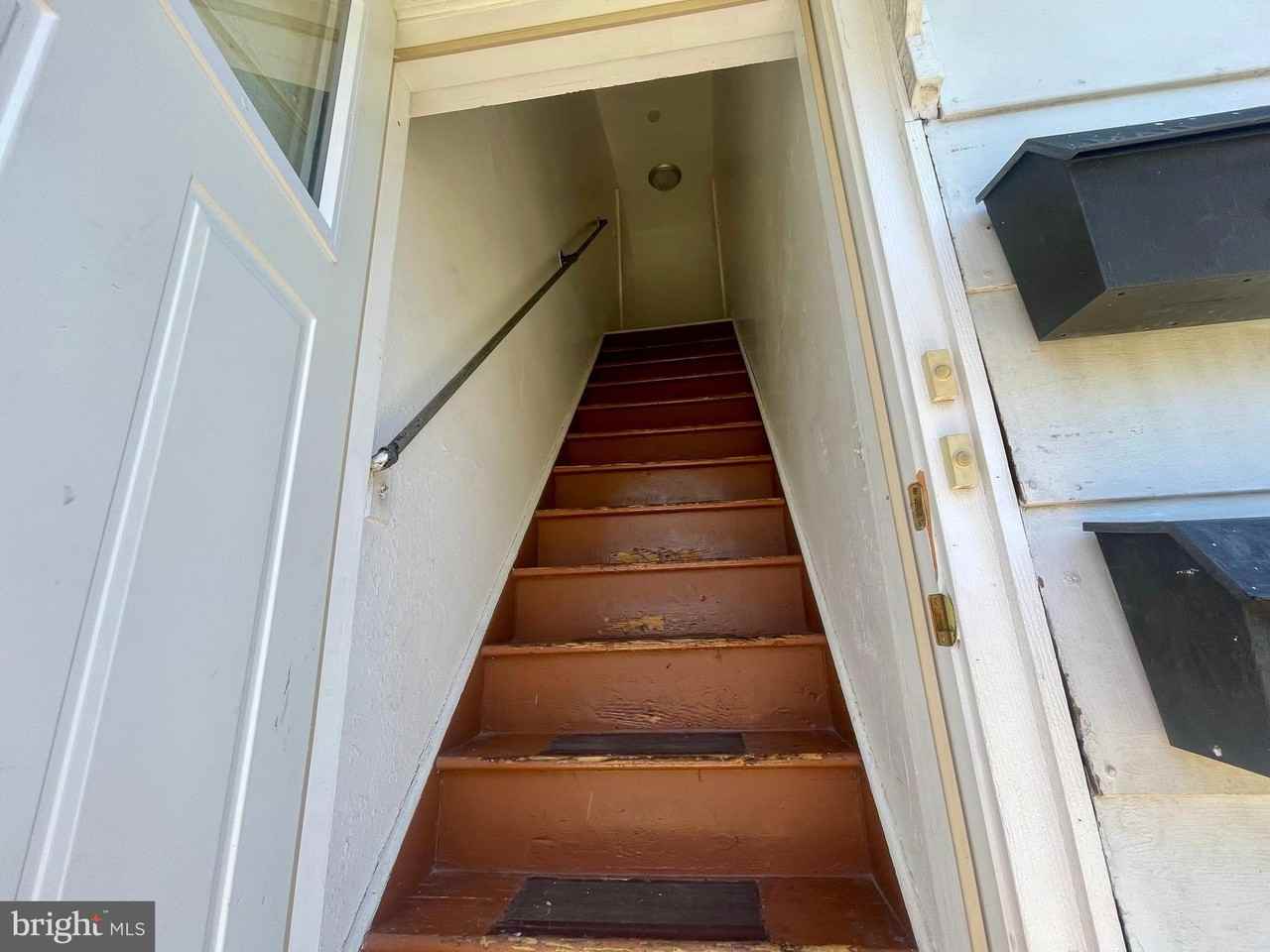 2700 Edgmont Ave #B - Photo 3 of 29